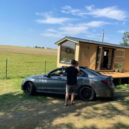 Tinyhouse Brezina Апартаменты Dolni Bezdekov